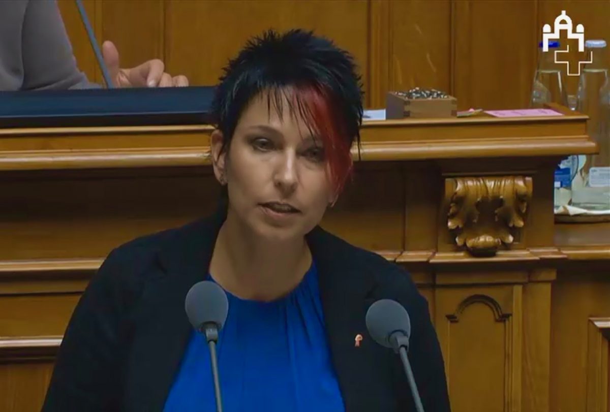 Sandra Sollberger, Blick: Motion Sollberger Sandra. Gesetzliche Grundlage für den Handschlag