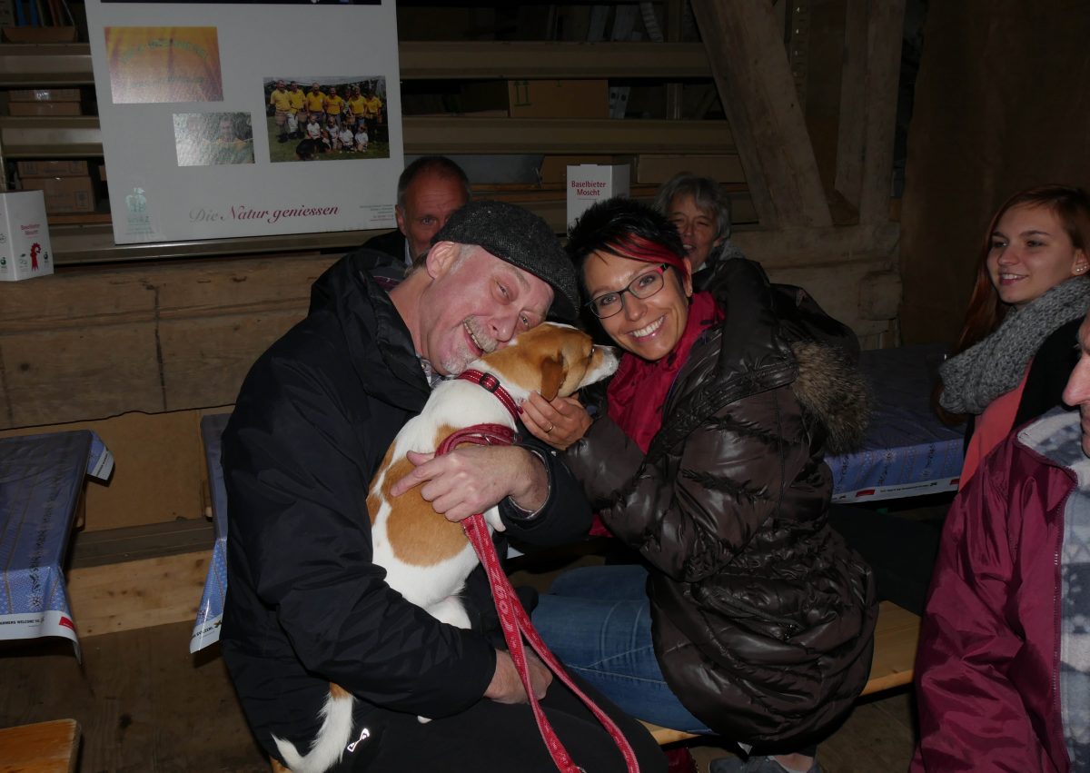 Sandra Sollberger, Die Schweiz brennt – Besuch bei der Brennerei Wirz in Reigoldswil